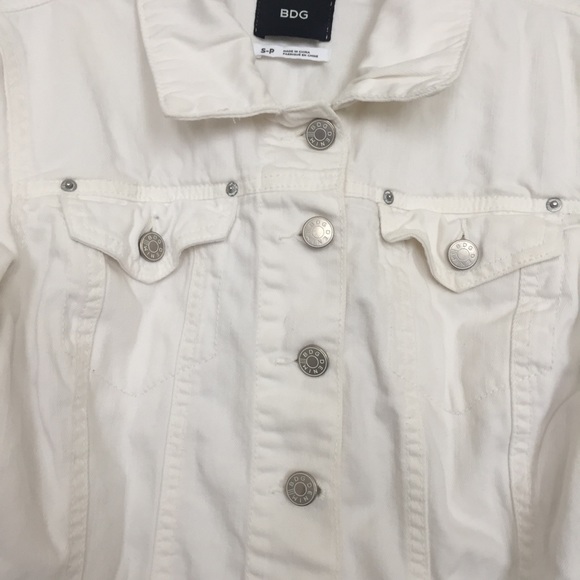BDG/ Urban Outfitters white denim jacket - Picture 3 of 7